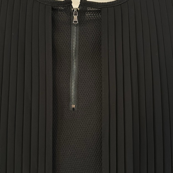 Women’s Gracia Sleeveless Black Pleated Cape Top Chiffon Sheer Overlay Lined - Picture 7 of 8